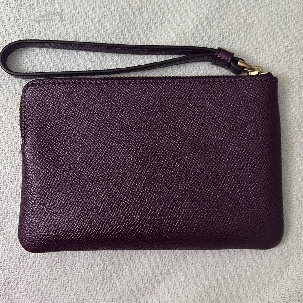Coach Metallic Raspberry Wristlet - Picture 3 of 6